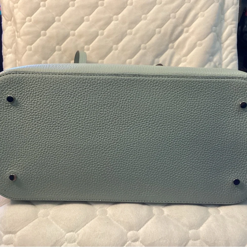 Kate Spade NWT sea foam green pebbled leather tote with bow tie tassel on front - Picture 11 of 15